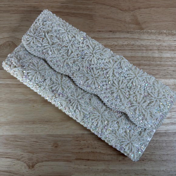 The Unbranded Brand Handbags - Vintage Ivory  Iridescent Beaded Purse Clutch Hong Kong Wedding Sequin's